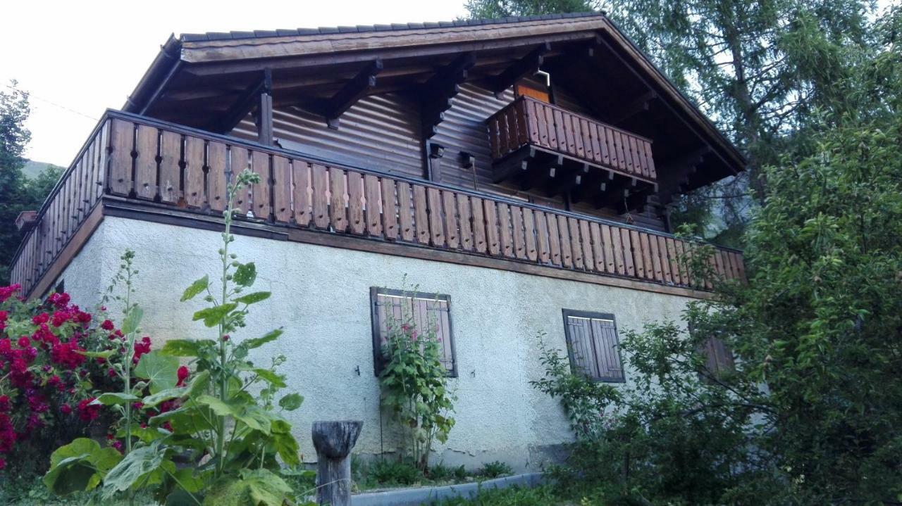 Bel appartement au rez de chaussée d'un chalet Jarrier Exterior foto